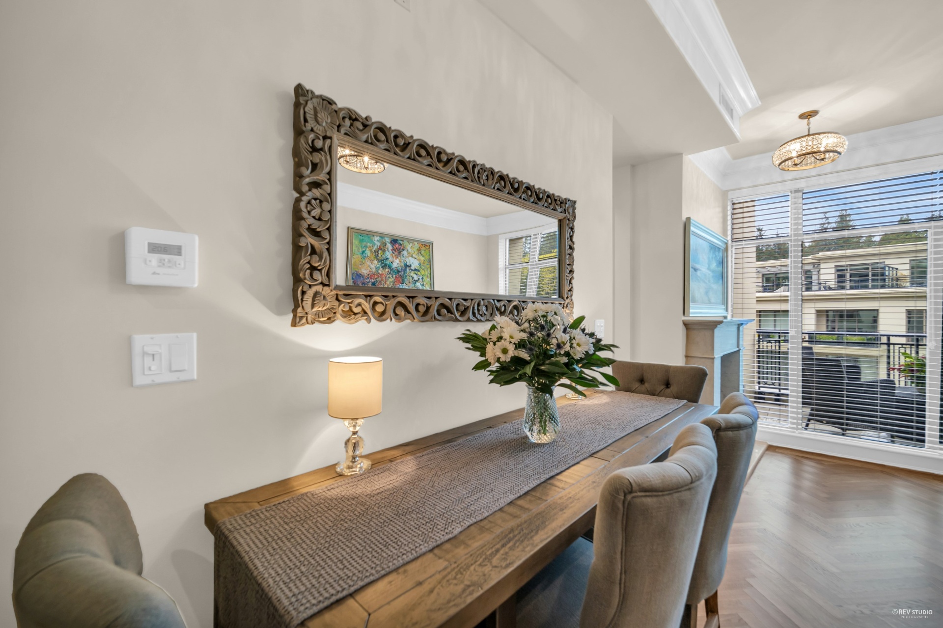 Grand entrance to the residences